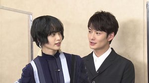 筋肉自慢にたじろぎ照れる平手友梨奈 意外にビビり?撮影中に霊が…驚いて叫ぶ岡田将生