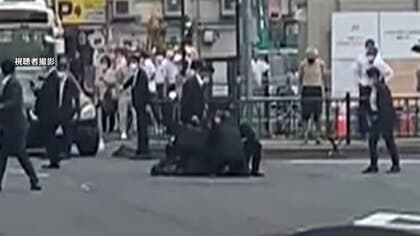 【続報】「犯罪歴確認されていない」現行犯逮捕の山上徹也容疑者（41）安倍元首相撃たれ心肺停止か