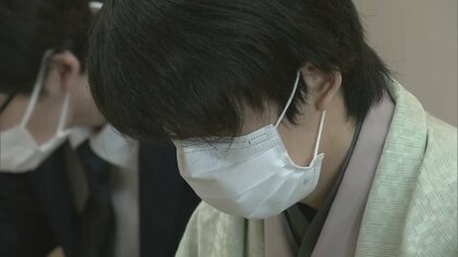【速報】藤井四冠　4連勝で｢王将｣獲得　史上最年少10代で｢五冠｣達成