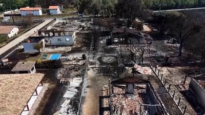 「第2次世界大戦後最悪の事態」フランス山火事、ワインの名産地・ボルドー市街地15kmに迫る　スペインでは国家非常事態宣言