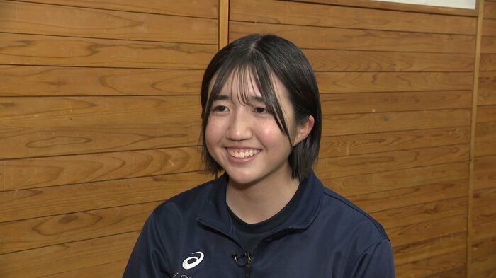 「世界で戦える力をつけたい」と意気込む小松選手