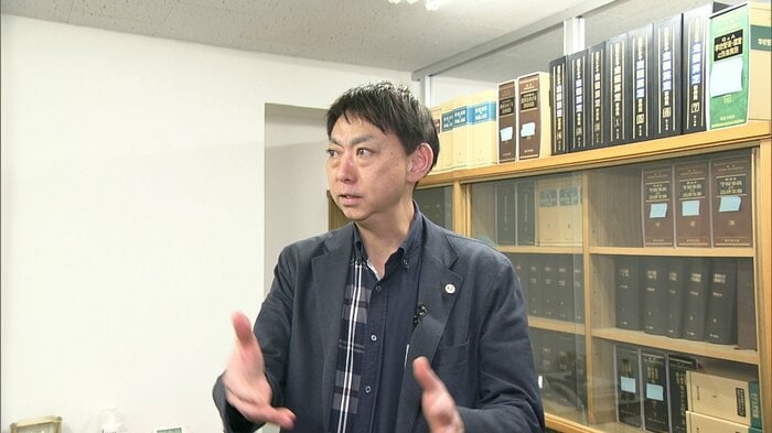 インタビューに応じる福島正洋 弁護士