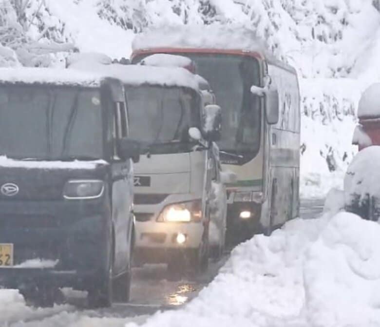 名神・新名神などで「予防的通行止め」実施の可能性　NEXCO中日本が大雪警戒　「命を守るため外出控えて」と注意呼びかけ　｜FNNプライムオンライン