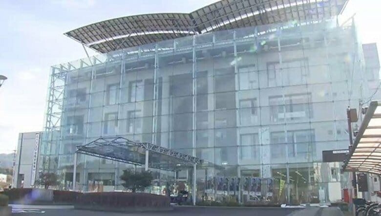ツキノワグマに太ももをひっかかれる　７７歳の男性が軽傷　北広島町｜FNNプライムオンライン