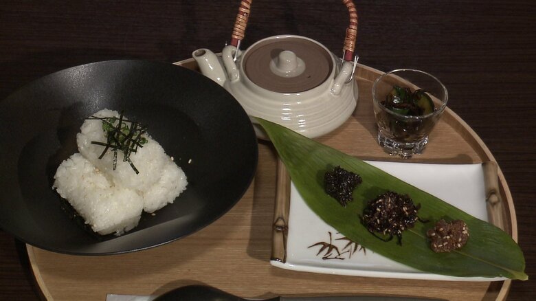 カフェの新メニュー『つくだ煮屋さんの出汁茶漬け』800円（税込み）