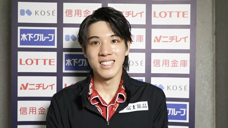 囲み取材でジャパンジャージを「一番似合うと思います」と語る大島