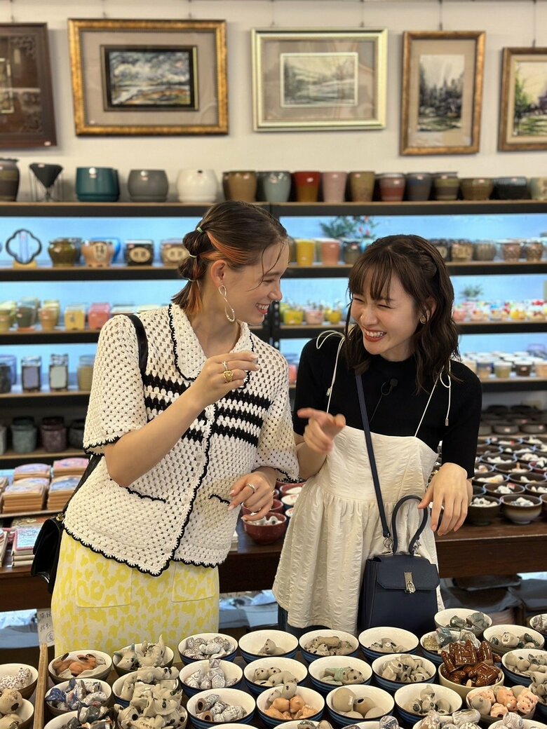 トラウデン直美、岸本理沙