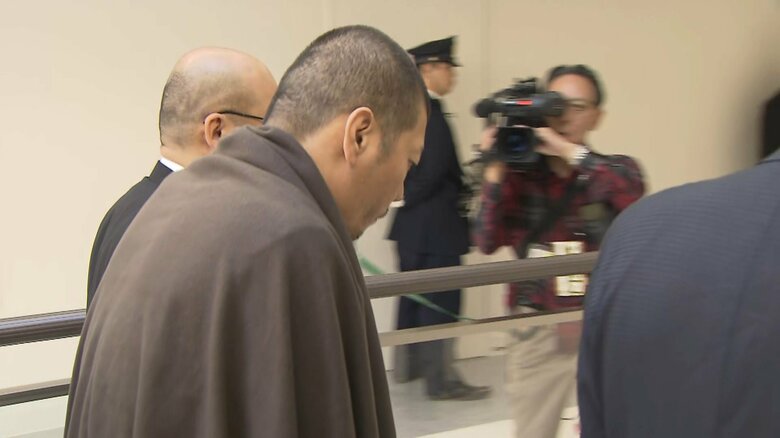 移送される福原敬済容疑者　26日