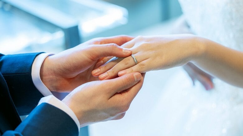 日本でも結婚観や人生観に変化