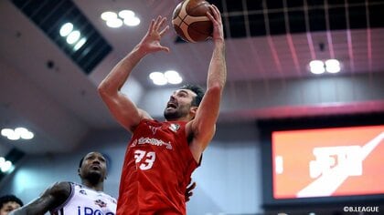 千葉ジェッツ5連勝！新戦力の若手ビッグマンのムーニーがリバウンドでゴール下を制圧