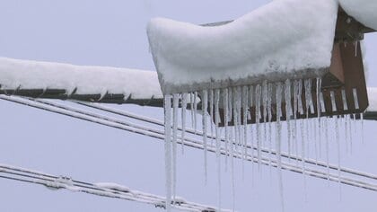 4日連続氷点下でスリップ事故54件　高岡伏木で積雪51センチ　23日夜から再び雪の降り方強まる見通し