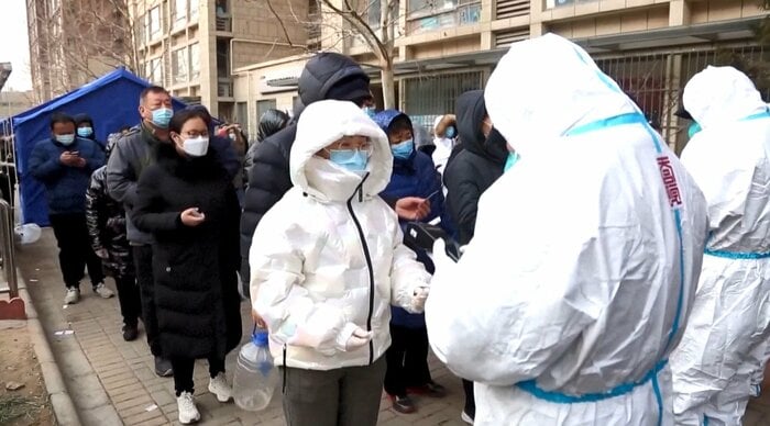感染者が判明すると周辺住民に大規模PCR検査が実施される 北京市大興区