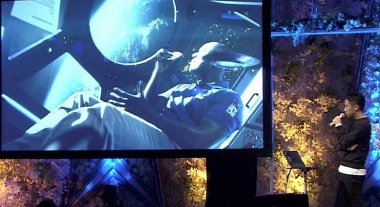 宇宙で寿司