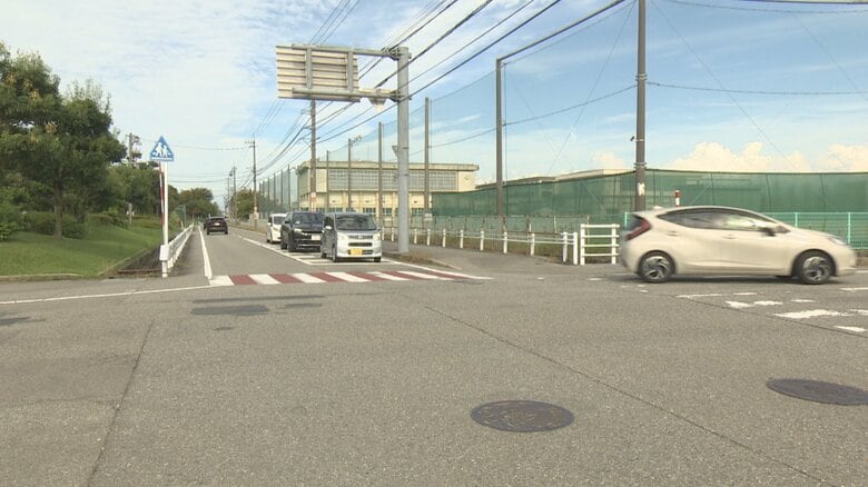 富山商業高校グラウンド北西角交差点（富山市下野）