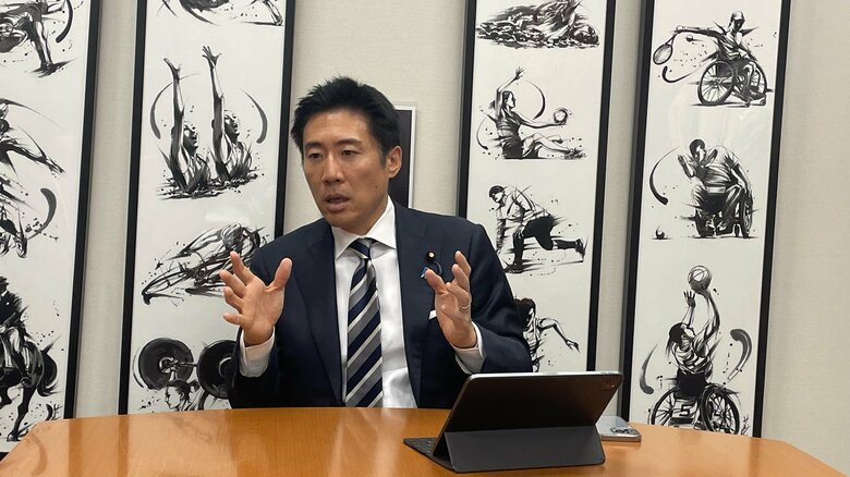 カラオケの十八番は西城秀樹さんの「傷だらけのローラ」