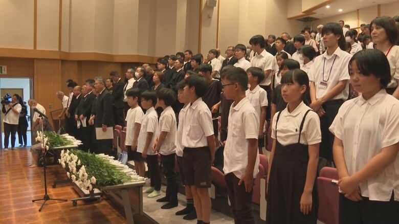 「大山口列車空襲」慰霊祭の参列者