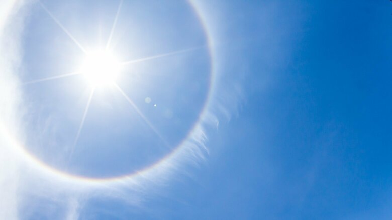太陽の光から身を守る（画像はイメージ）