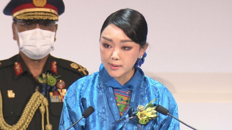 ブループラネット賞の授賞式で挨拶をするソナム王女