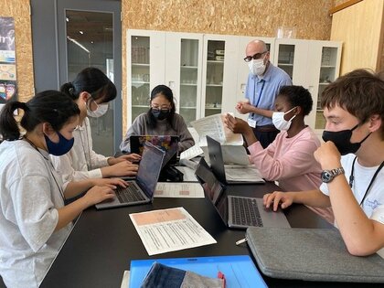 「全国が注目する広島県の教育改革」民間出身の平川理恵教育長は何を変えたのか