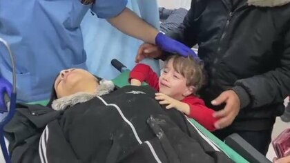 女性と子どもの死者1万4000人か…ガザ地区で2万人超える　イスラエルとハマス休戦「現時点では期待できない」バイデン大統領