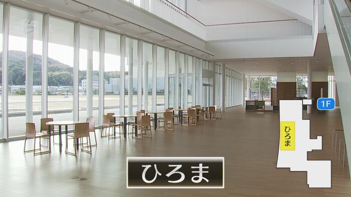 1階にひろがる「ひろま」3階まで吹き抜けに