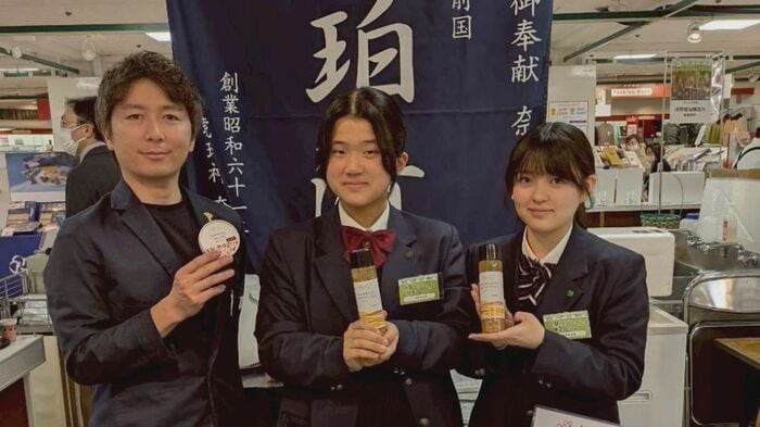 高校生とコラボし新商品開発