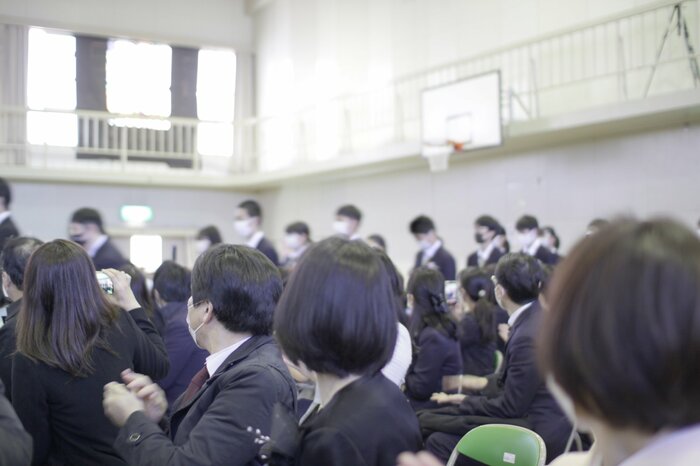 マスク着用の卒業式 ※イメージ
