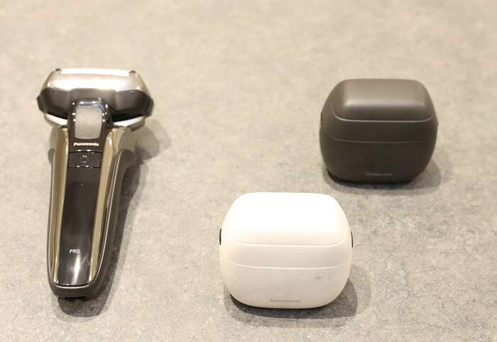 従来品と大きさを比較。右2つがラムダッシュ パームイン