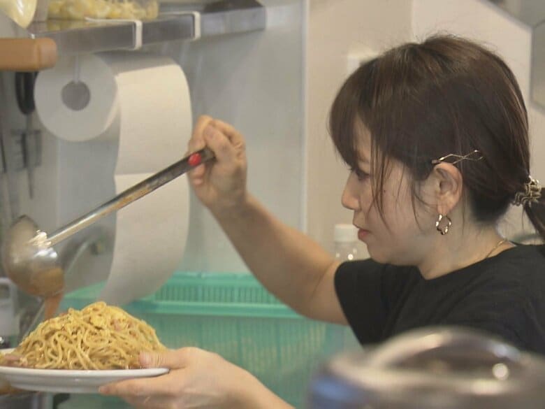 あんかけスパの老舗が初のアウェイへ「味が違うって言われたら…」“飲食未経験”の女性店長が迎えた予想外の初日｜FNNプライムオンライン