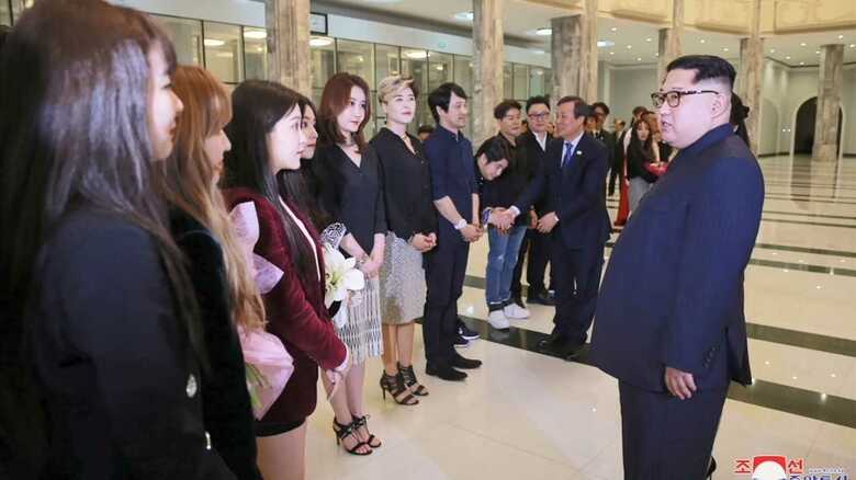 金正恩委員長と談笑する韓流スター