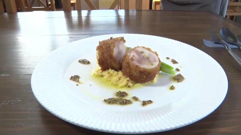 岩手県産鶏もも肉を使った「ロートロ」