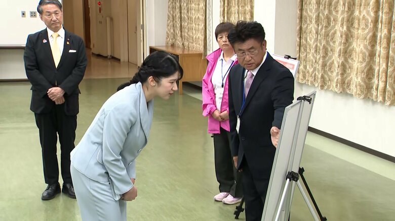 復興状況などに耳を傾けられた