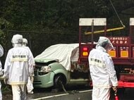車の前方部が大破　目撃男性「ガードレールに衝突して炎上している」車内から1人の性別不明の遺体発見　火災発生時は雨・・・警察が身元の特定急ぐ　福岡・糸島市