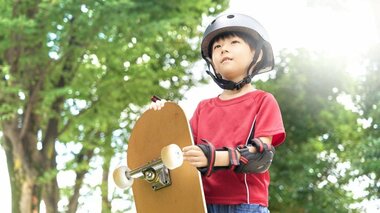 五輪で人気「スケートボード」事故の多くは小学生 骨折が半数、頭を強く打つと障害も…対策は?