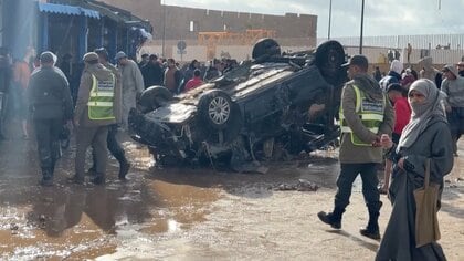 モロッコが洪水で37人死亡　長年の干ばつで被害拡大