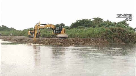 堤防決壊の千葉・印旛沼で復旧作業進む　台風26号の接近に備え急ピッチ