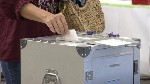 沖縄県知事選　午後４時現在投票率20.45%　現職と新人の“一騎打ち”