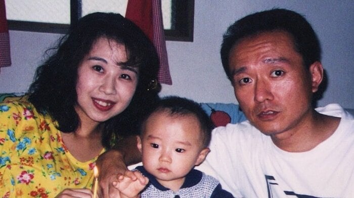 殺害された高羽奈美子さんと夫の悟さん、長男の航平さん