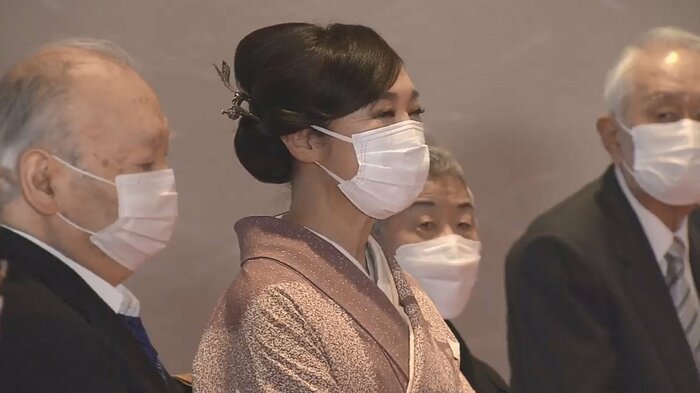 デビュー50周年の松任谷由実さん「これからもさびないように、これを励みに頑張りたい」