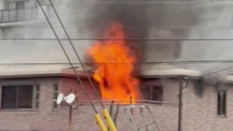 粕屋町で住宅火災　焼け跡から性別不明の1遺体　住人女性（35）と連絡取れず　福岡｜FNNプライムオンライン