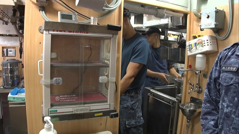 潜水艦「とうりゅう」艦内・食堂