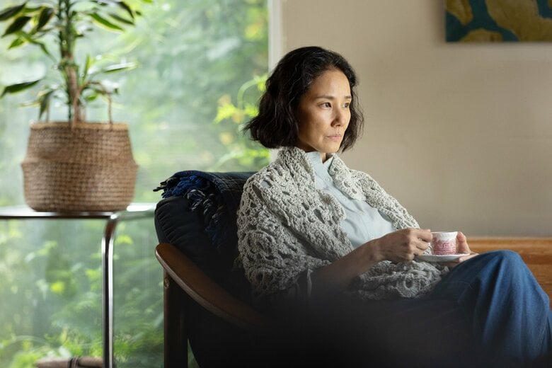映画「遠い山なみの光」©2025 A Pale View of Hills Film Partners
