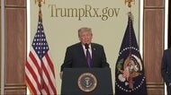 「劇的な割引価格で購入可能に」トランプ大統領が処方薬割引サイト「トランプRx」開設…保険加入者への実効性には疑問の声も