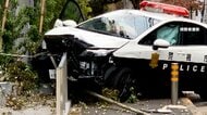 【▶動画はこちら】フロント大破…パトカーが植え込みに突っ込む パトロール中に「事故を起こしてしまいました」東京・江戸川区