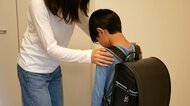 子どもの「学校に行きたくない」は限界のサイン。児童精神科の看護師が教える否定しないで安心を届ける親の寄り添い方