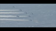 【ブルーインパルス】「空の下で思いが一つに」報道カメラマンが捉えた約20分間の“感謝飛行”　都内各所で歓声も
