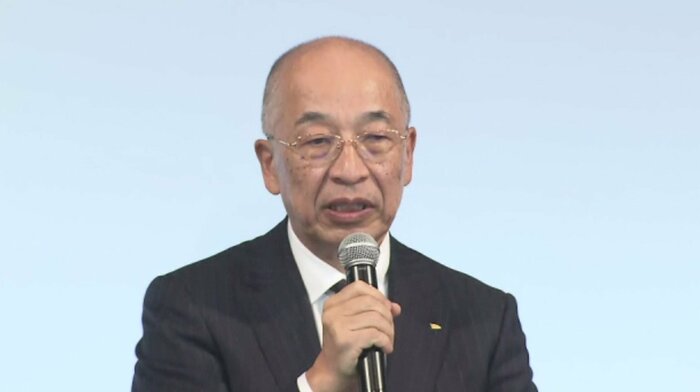 会見するダイハツ・奥平総一郎社長(20日)