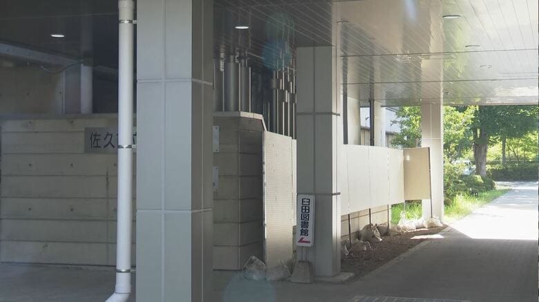 約6m下のパイプダクトに転落し東京都荒川区の男性（57）死亡　文化ホール敷地内で車を誘導中｜FNNプライムオンライン