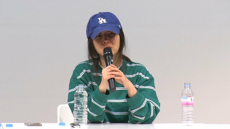 4月25日記者会見した「ADOR」のミン・ヒジン代表