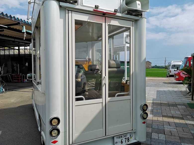 昔は外から開けられないようにしていた